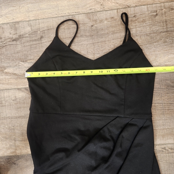 Zalalus Chic Black Ruched Spaghetti Strap Midi Dress Size: XL - Picture 6 of 7